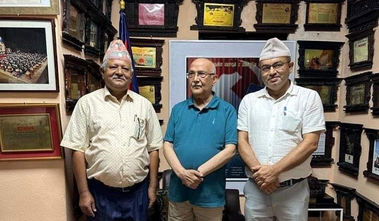 नेकपा एसका नेता उप्रेती एमालेमा फर्किए
